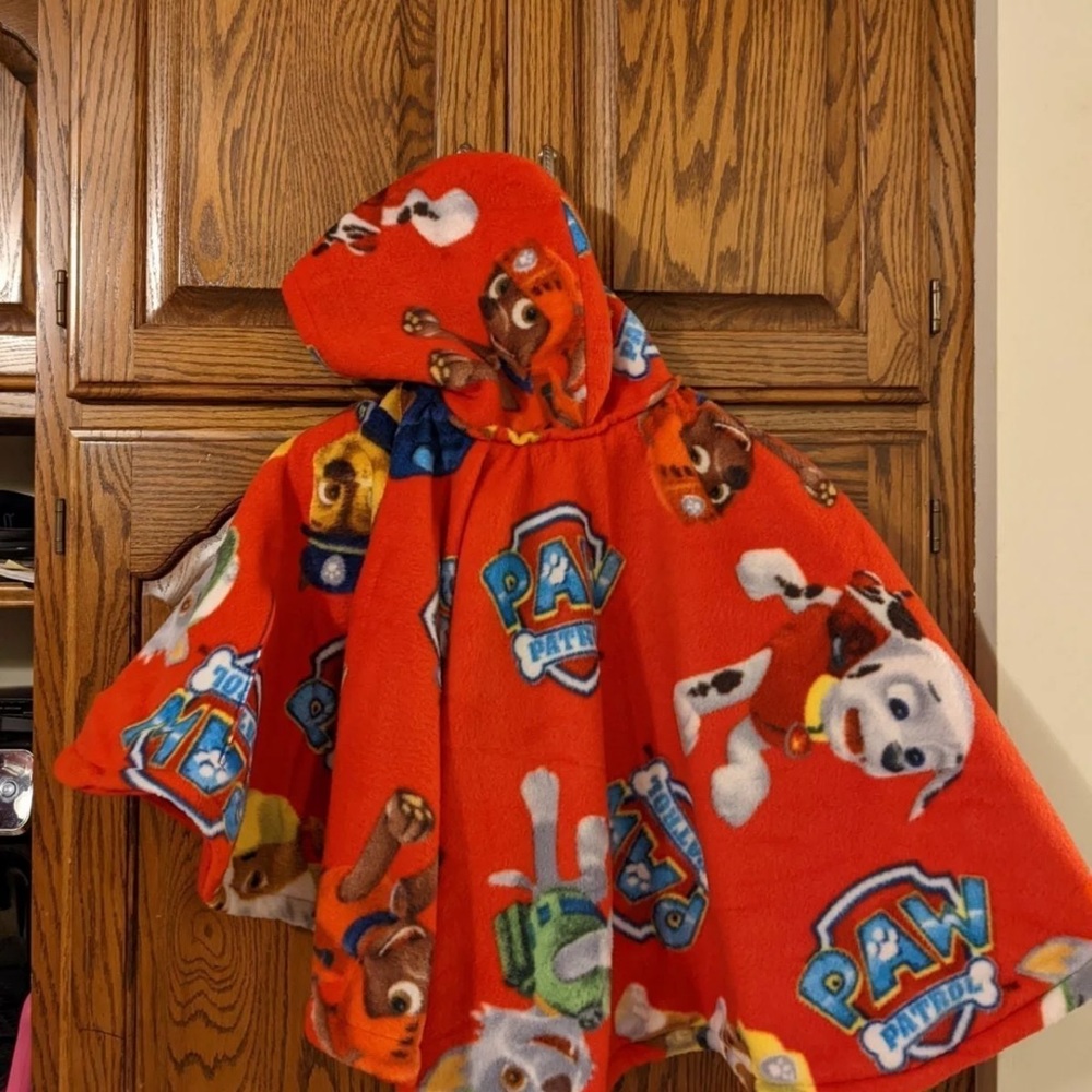 Paw patrol car seat poncho